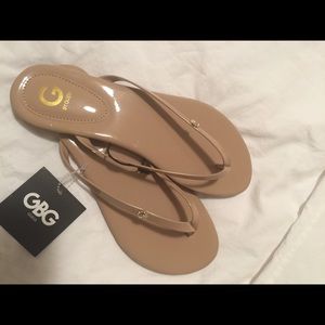 g by guess bayla flip flop